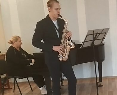 SVEIKINAME!