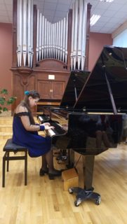 FESTIVALIS „LIETUVIŠKOS MUZIKOS AKIMIRKOS“