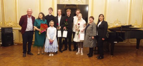 JAUNŲJŲ PIANISTŲ IŠ DANIJOS KONCERTAS