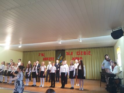 KONCERTAS „TAU, MAMYTE!”