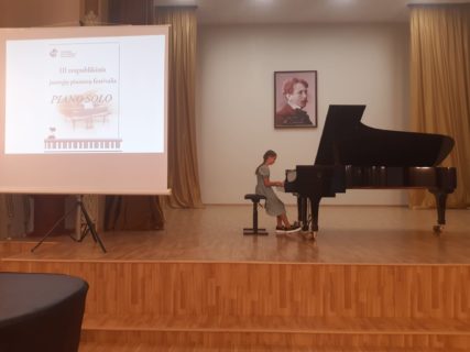 III respublikinis jaunųjų pianistų festivalis PIANO SOLO