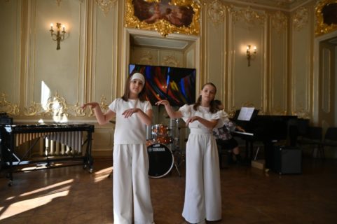 RAJONINIS ANSAMBLIŲ FESTIVALIS „MUZIKUOJAME KARTU 2025“
