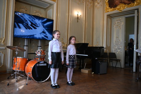 RAJONINIS ANSAMBLIŲ FESTIVALIS „MUZIKUOJAME KARTU 2025“