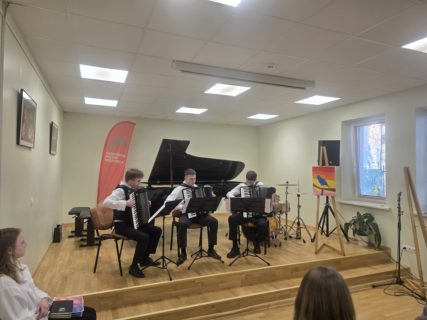 FESTIVALIS „MUZIKA – VAIZDUOJAMASIS GARSŲ PASAULIS“