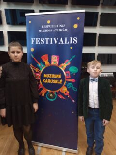 FESTIVALIS „MUZIKINĖ KARUSELĖ“